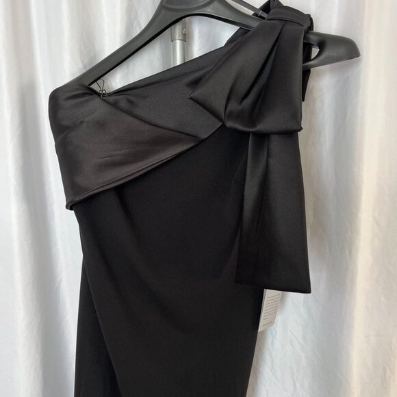 Betsy Adam Carmela One Shoulder Scuba Crepe Gown Satin Bow Black 12 - Picture 4 of 16